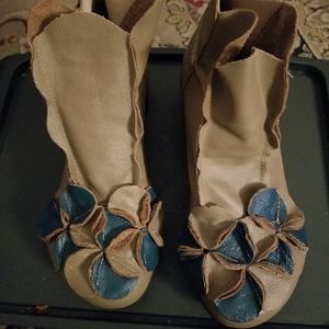 Leather shoes/booties